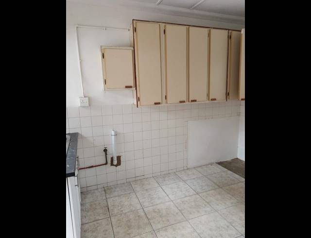 3 BEDROOM HOUSE FOR SALE IN YELLOWWOOD PARK